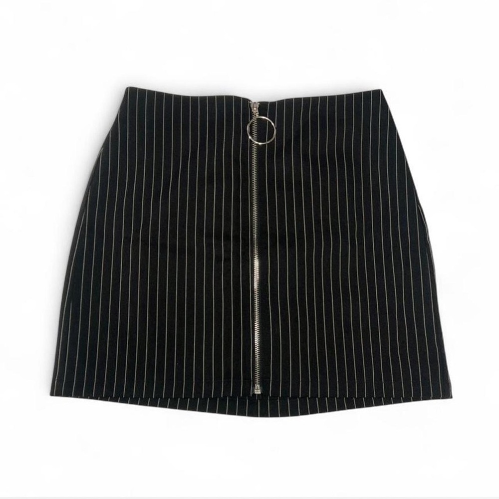Forever 21 Black and White Striped Mini Skirt